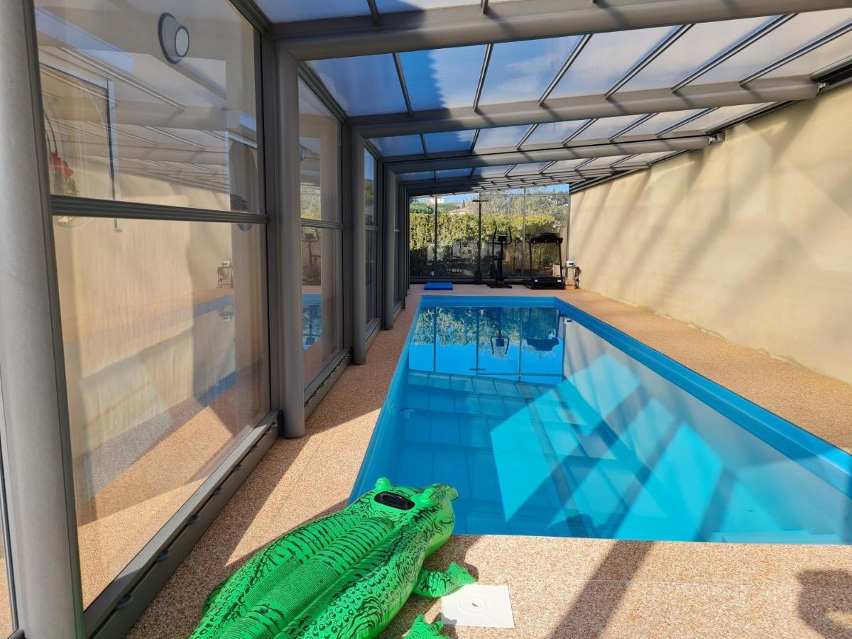 Chambres D'Hotes B&B La Bergeronnette Avec Piscine Couverte Chauffee Bizanet Екстериор снимка